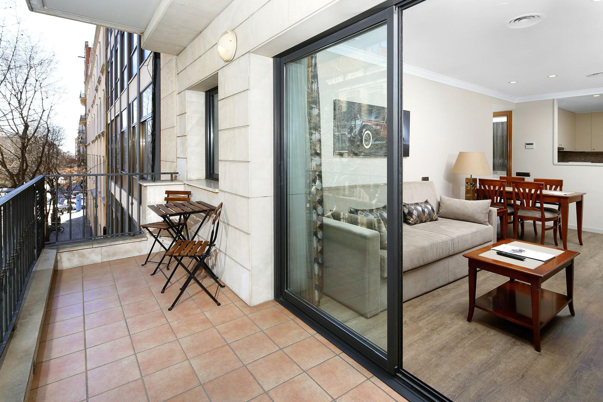 برشلونة هيبانوس 7 سويزا للشقق الفندقية المظهر الخارجي الصورة
